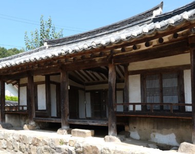 태인향교 장수재(莊修齋)